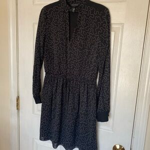 EUC Club Monaco Black Swirl Long Sleeve Dress